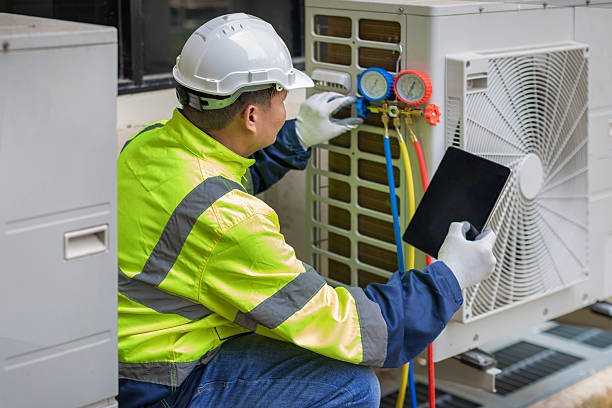 Professional Hvac technician working in Belleville, MI